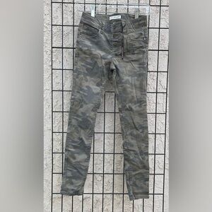 VanillaStar girls camo pants size 10